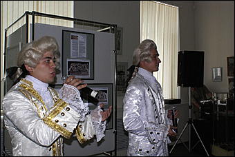 1 сентября 2007 г.,Барнаул   В Барнауле открылся муниципальный музей "Город" (фото Кристины Красниковой)