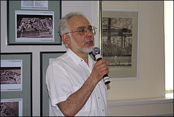 1 сентября 2007 г.,Барнаул   В Барнауле открылся муниципальный музей "Город" (фото Кристины Красниковой)