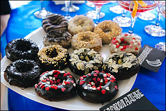 21.06.2014    Мероприятие в поддержку нашей сборной провел АЦ «АлтайЕвроМоторс» - официальный дилер Volkswagen в Алтайском крае