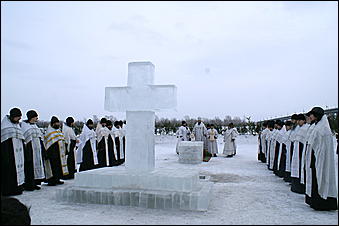19 января 2007 г., Барнаул   Крестный ход в Барнауле на праздник Крещения Господня 