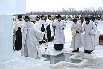 19 января 2007 г., Барнаул   Крестный ход в Барнауле на праздник Крещения Господня 