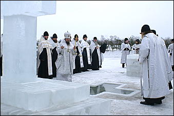 19 января 2007 г., Барнаул   Крестный ход в Барнауле на праздник Крещения Господня 