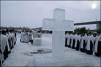 19 января 2007 г., Барнаул   Крестный ход в Барнауле на праздник Крещения Господня 