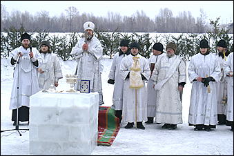 19 января 2007 г., Барнаул   Крестный ход в Барнауле на праздник Крещения Господня 