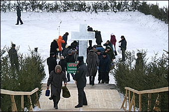 19 января 2007 г., Барнаул   Крестный ход в Барнауле на праздник Крещения Господня 