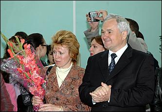 1 сентября 2006 г., Барнаул   Глава Барнаула на линейке школы №31