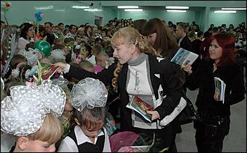 1 сентября 2006 г., Барнаул   Глава Барнаула на линейке школы №31