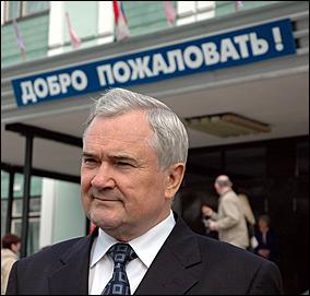 1 сентября 2006 г., Барнаул   Глава Барнаула на линейке школы №31