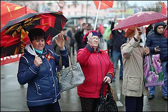 1 мая 2018 г., Барнаул. Екатерина Смолихина   За свободный интернет и достойный труд: как в Барнауле отметили 1 Мая