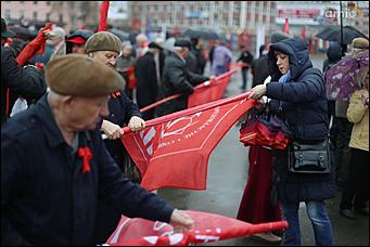 1 мая 2018 г., Барнаул. Екатерина Смолихина   За свободный интернет и достойный труд: как в Барнауле отметили 1 Мая