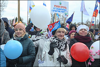1 мая 2019 г., Барнаул. Екатерина Смолихина Праздник Весны и труда: как в Барнауле прошли шествие и митинг в честь 1 Мая