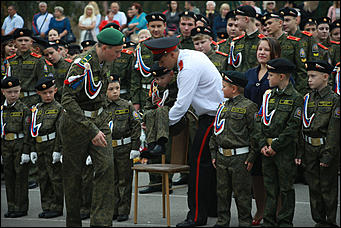 1 сентября 2017 г., Барнаул. Екатерина Смолихина   Марш сквозь слёзы: как прошло 1 сентября у барнаульских кадетов