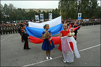 1 сентября 2017 г., Барнаул. Екатерина Смолихина   Марш сквозь слёзы: как прошло 1 сентября у барнаульских кадетов