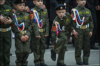 1 сентября 2017 г., Барнаул. Екатерина Смолихина   Марш сквозь слёзы: как прошло 1 сентября у барнаульских кадетов