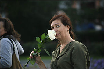 1 августа 2017 г., Барнаул. Смолихина Екатерина   Праздник красоты: десятки жительниц Барнаула приняли участие во флешмобе женственности 