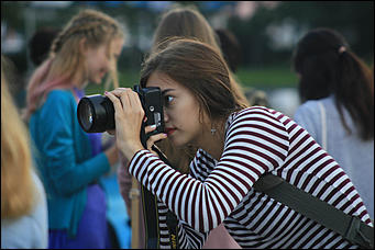 1 августа 2017 г., Барнаул. Смолихина Екатерина   Праздник красоты: десятки жительниц Барнаула приняли участие во флешмобе женственности 
