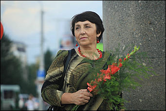 1 августа 2017 г., Барнаул. Смолихина Екатерина   Праздник красоты: десятки жительниц Барнаула приняли участие во флешмобе женственности 