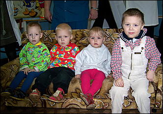 22 марта 2007 г., Барнаул   Брошенные дети МУЗ "Детская инфекционная больница №2"