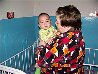 22 марта 2007 г., Барнаул   Брошенные дети МУЗ "Детская инфекционная больница №2"