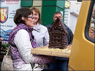 31 август 2013 г., Барнаул   35 лет Индустриальному району: цветы и рукодельники