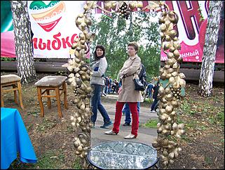 31 август 2013 г., Барнаул   35 лет Индустриальному району: цветы и рукодельники