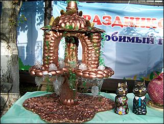 31 август 2013 г., Барнаул   35 лет Индустриальному району: цветы и рукодельники