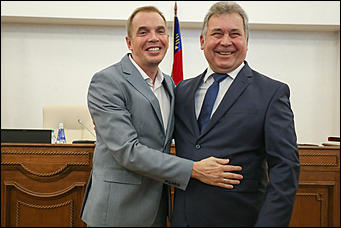 29 августа 2019 г., Барнаул   И смех и грех. Кого награждали, а кого отправляли в отставку на сессии АКЗС