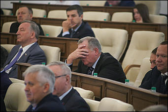 29 августа 2019 г., Барнаул   И смех и грех. Кого награждали, а кого отправляли в отставку на сессии АКЗС