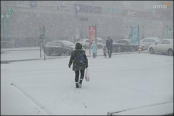 3 апреля 2018 г., Барнаул. Екатерина Смолихина   Барнаул, апрель, снегопад