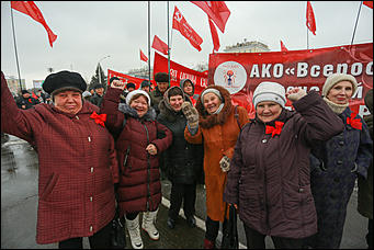 7 ноября 2018 г., Барнаул   Тоска по СССР и бой эксплуататорам: как Барнаул отметил 101-летие Октября