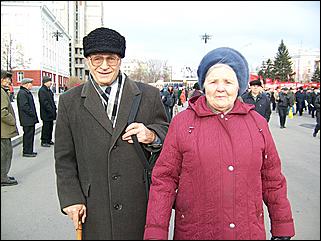 7 ноября 2008 г., Барнаул   "С праздником, дорогие товарищи!": митинг КПРФ