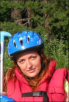 7 марта 2008 г., Барнаул   Эти женщины делают "Амик"