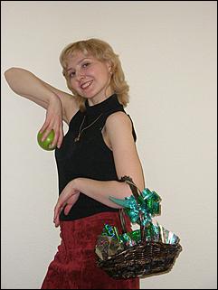 7 марта 2008 г., Барнаул   Эти женщины делают "Амик"