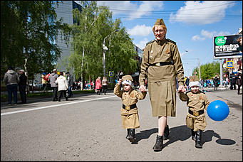10 май 2016 г., Барнаул  © Амител Вячеслав Мельников   Прогулка по улицам Барнаула в День Победы. Фоторепортаж