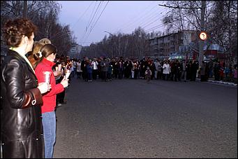 9 мая 2006 г, Барнаул   <P>Дорога памяти. Шествие в Индустриальном районе</P>