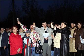 9 мая 2006 г, Барнаул   <P>Дорога памяти. Шествие в Индустриальном районе</P>