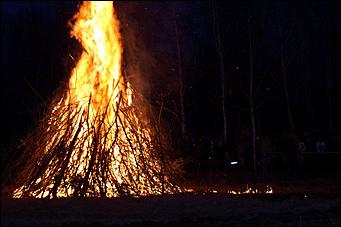 9 мая 2006 г, Барнаул   <P>Дорога памяти. Шествие в Индустриальном районе</P>