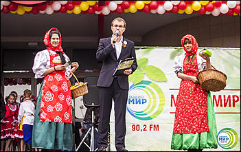 9 мая 2014 г., Барнаул   День Великой Победы с Радио МИР Барнаул (90,2 FM)