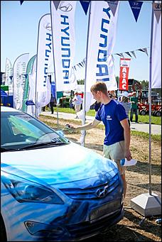 16-17 июля 2015 г., Барнаул   Фотофакты. Автоцентр АНТ - официальный дилер Hyundai стал участником агрофорума "День сибирского поля-2015