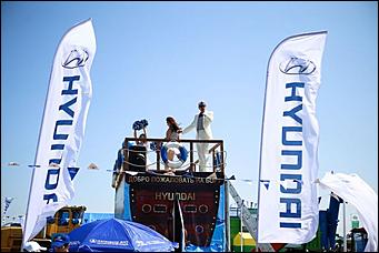 16-17 июля 2015 г., Барнаул   Фотофакты. Автоцентр АНТ - официальный дилер Hyundai стал участником агрофорума "День сибирского поля-2015