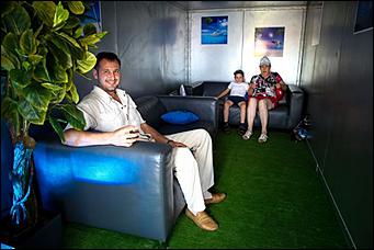 16-17 июля 2015 г., Барнаул   Фотофакты. Автоцентр АНТ - официальный дилер Hyundai стал участником агрофорума "День сибирского поля-2015