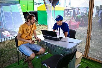 16-17 июля 2015 г., Барнаул   Фотофакты. Автоцентр АНТ - официальный дилер Hyundai стал участником агрофорума "День сибирского поля-2015