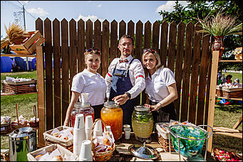 12 июня 2019 года   Как прошел один из самых масштабных автомобильных праздников в подарок горожанам на День России