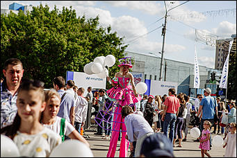 12 июня 2019 года   Как прошел один из самых масштабных автомобильных праздников в подарок горожанам на День России