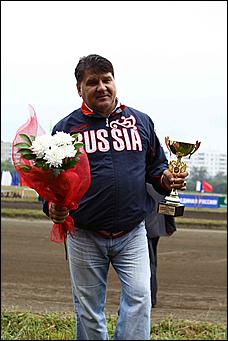 20 августа 2011 г.,Барнаул   Дилерский центр Hyundai- Автоцентр АНТ посетил конноспортивные соревнования на Кубок Губернатора края-2011