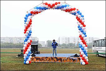 20 августа 2011 г.,Барнаул   Дилерский центр Hyundai- Автоцентр АНТ посетил конноспортивные соревнования на Кубок Губернатора края-2011