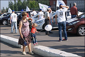 13 июля 2012г. Алтайский край   Автоцентра АНТ, официальный дилера Hyundai провели Автопробег по городам и селам в Алтайском крае 