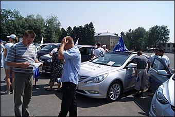 13 июля 2012г. Алтайский край   Автоцентра АНТ, официальный дилера Hyundai провели Автопробег по городам и селам в Алтайском крае 