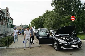 13 июля 2012г. Алтайский край   Автоцентра АНТ, официальный дилера Hyundai провели Автопробег по городам и селам в Алтайском крае 