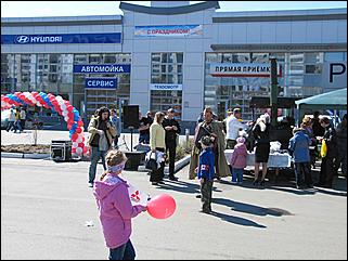 09 мая 2010 г., Барнаул   День Победы с Автоцентром АНТ- официальный дилер Hyundai и Mitsubishi